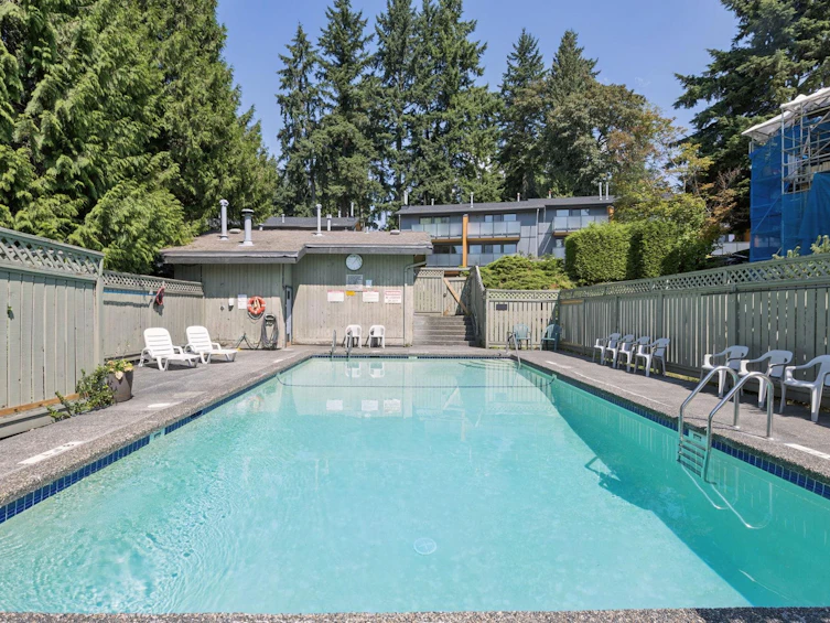 1084 Lillooet Road, North Vancouver, BC, V7J 2H8 - 8