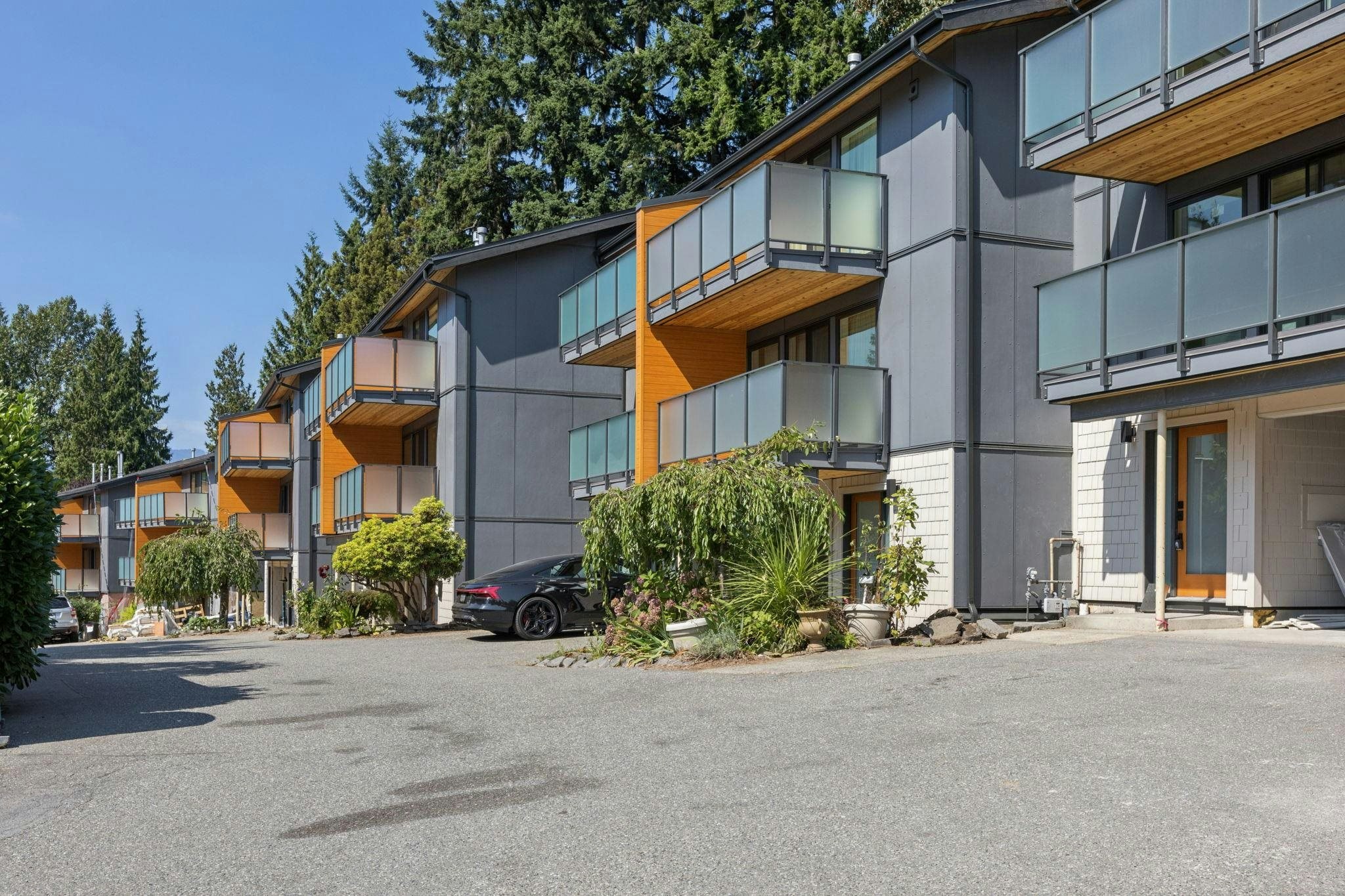1084 Lillooet Road - 4