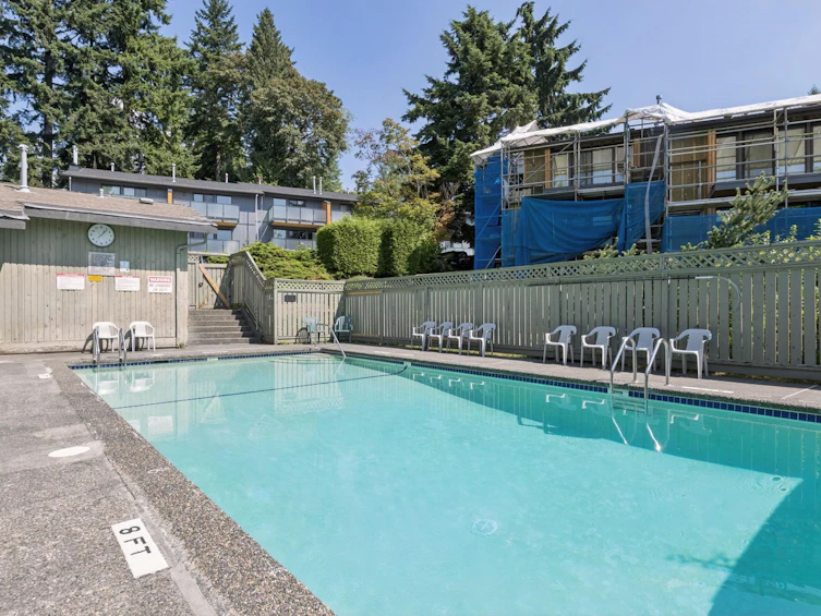 1084 Lillooet Road, North Vancouver, BC, V7J 2H8 - 9