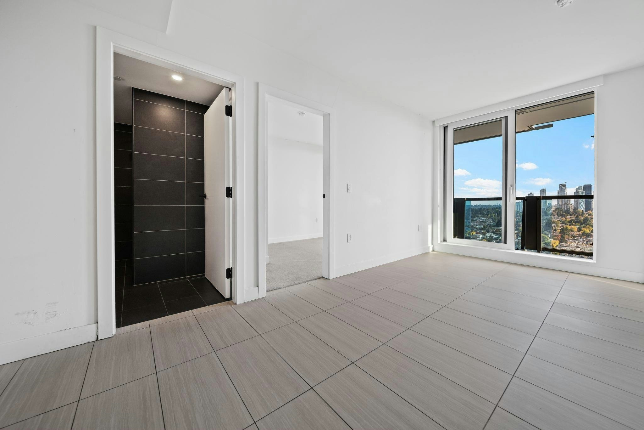 2504-5058 Joyce Street, Vancouver, BC, V5R 0J9 - 11