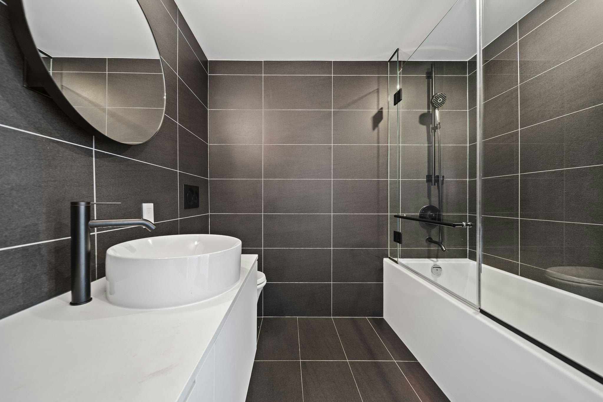 2504-5058 Joyce Street, Vancouver, BC, V5R 0J9 - 9