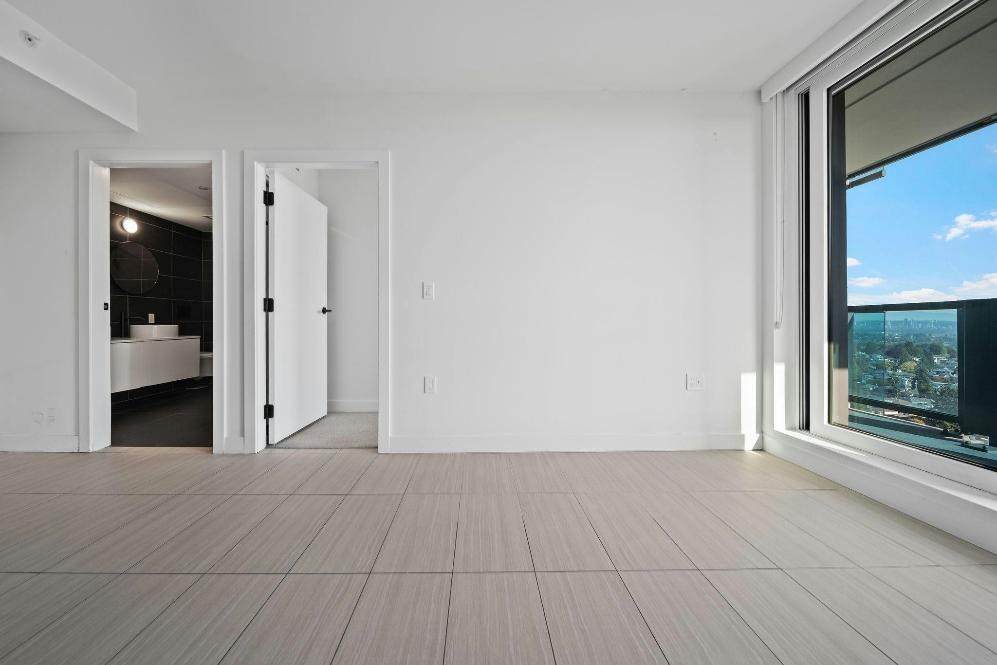 2504-5058 Joyce Street, Vancouver, BC, V5R 0J9 - 5
