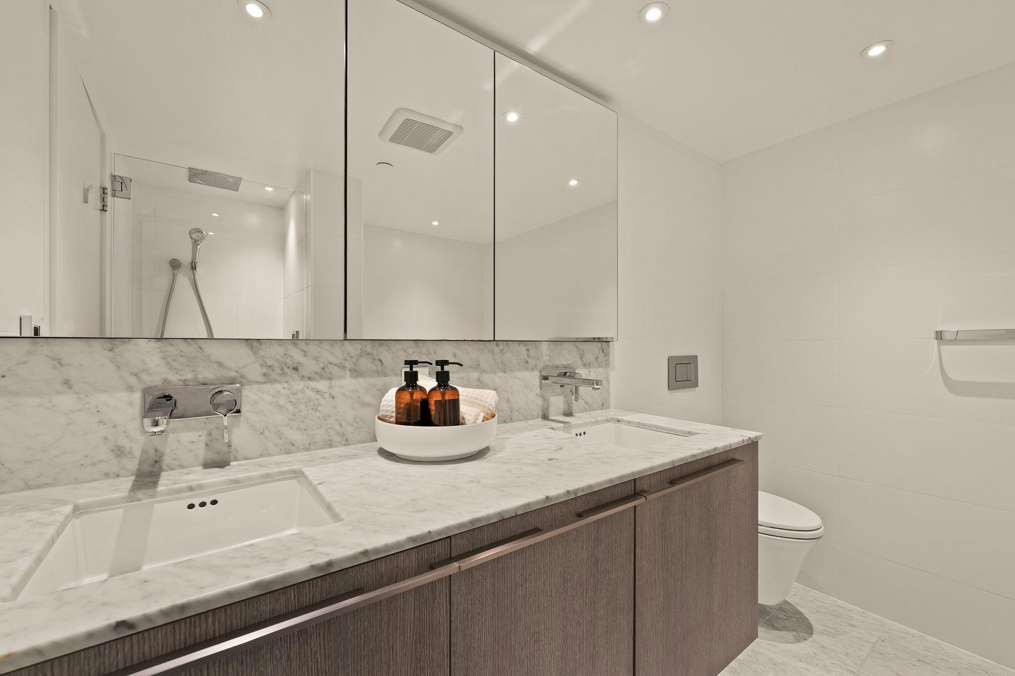 1610-1111 Richards Street, Vancouver, BC, V6B 0S3 - 13
