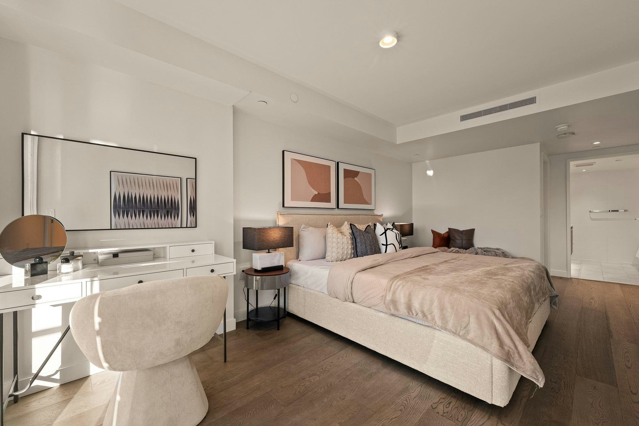 1610-1111 Richards Street, Vancouver, BC, V6B 0S3 - 11