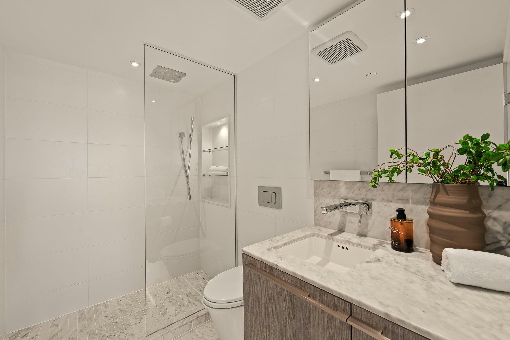 1610-1111 Richards Street, Vancouver, BC, V6B 0S3 - 22