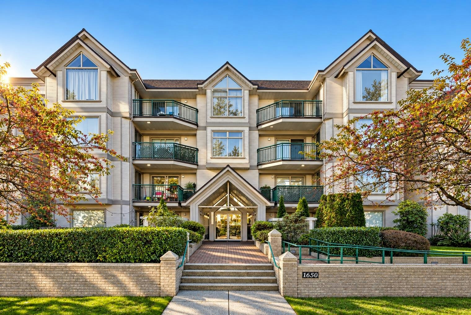 207-1650 Grant Avenue, Port Coquitlam, BC, V3B 7V2