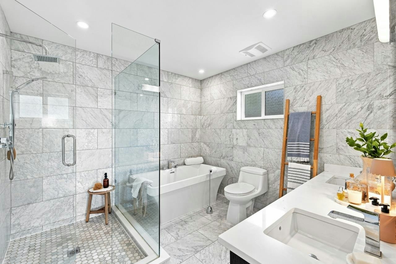 3840 Prospect Road, North Vancouver, BC, V7N 3L4 - 23