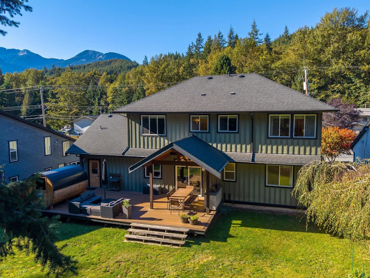 38590 Westway Avenue, Squamish, BC, V8B 0W4 - 35