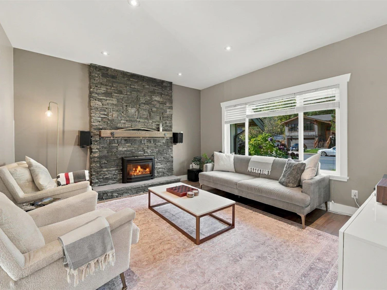 38590 Westway Avenue, Squamish, BC, V8B 0W4 - 3