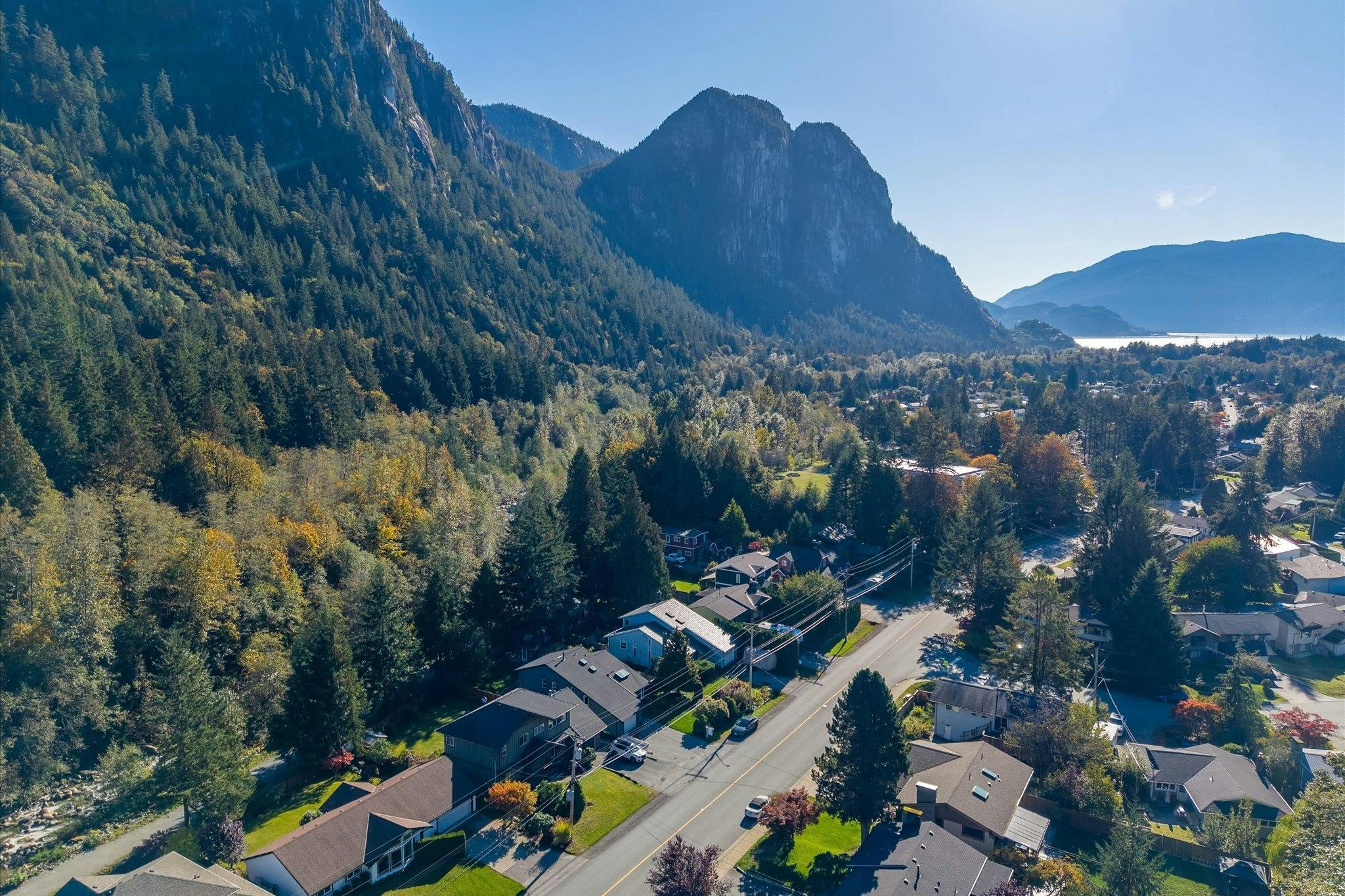 38590 Westway Avenue, Squamish, BC, V8B 0W4 - 37