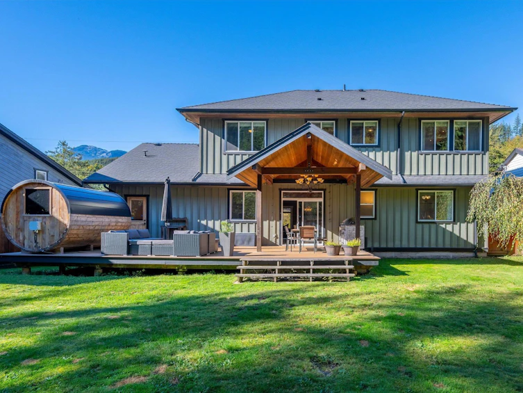 38590 Westway Avenue, Squamish, BC, V8B 0W4 - 34