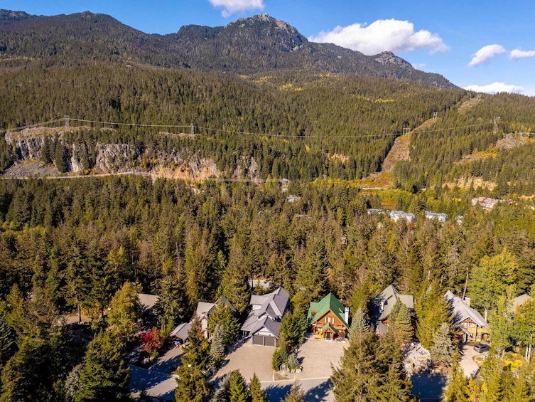 2817 Clifftop Lane, Whistler, BC, V8E 0A8 - 28