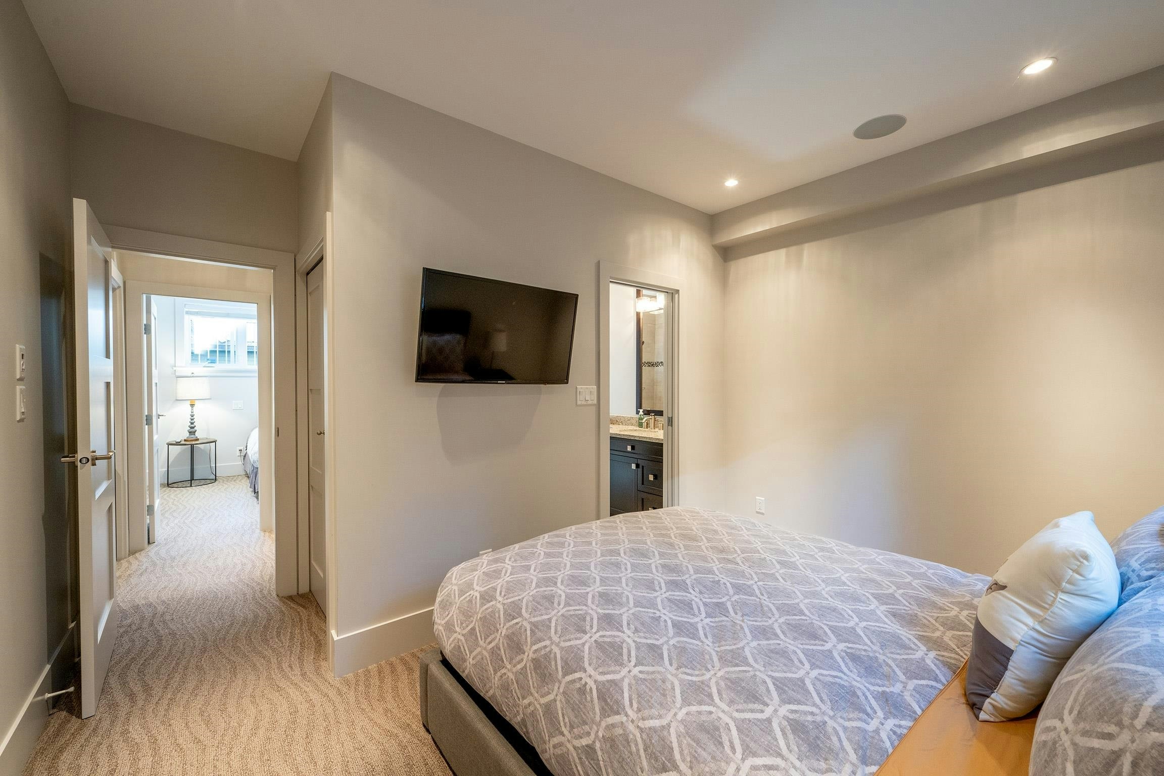 2817 Clifftop Lane, Whistler, BC, V8E 0A8 - 24