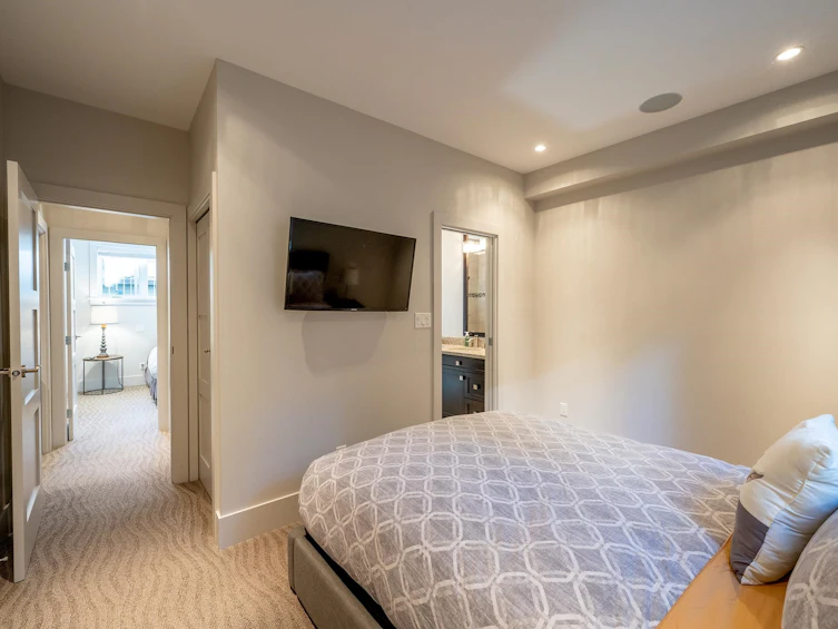 2817 Clifftop Lane, Whistler, BC, V8E 0A8 - 24