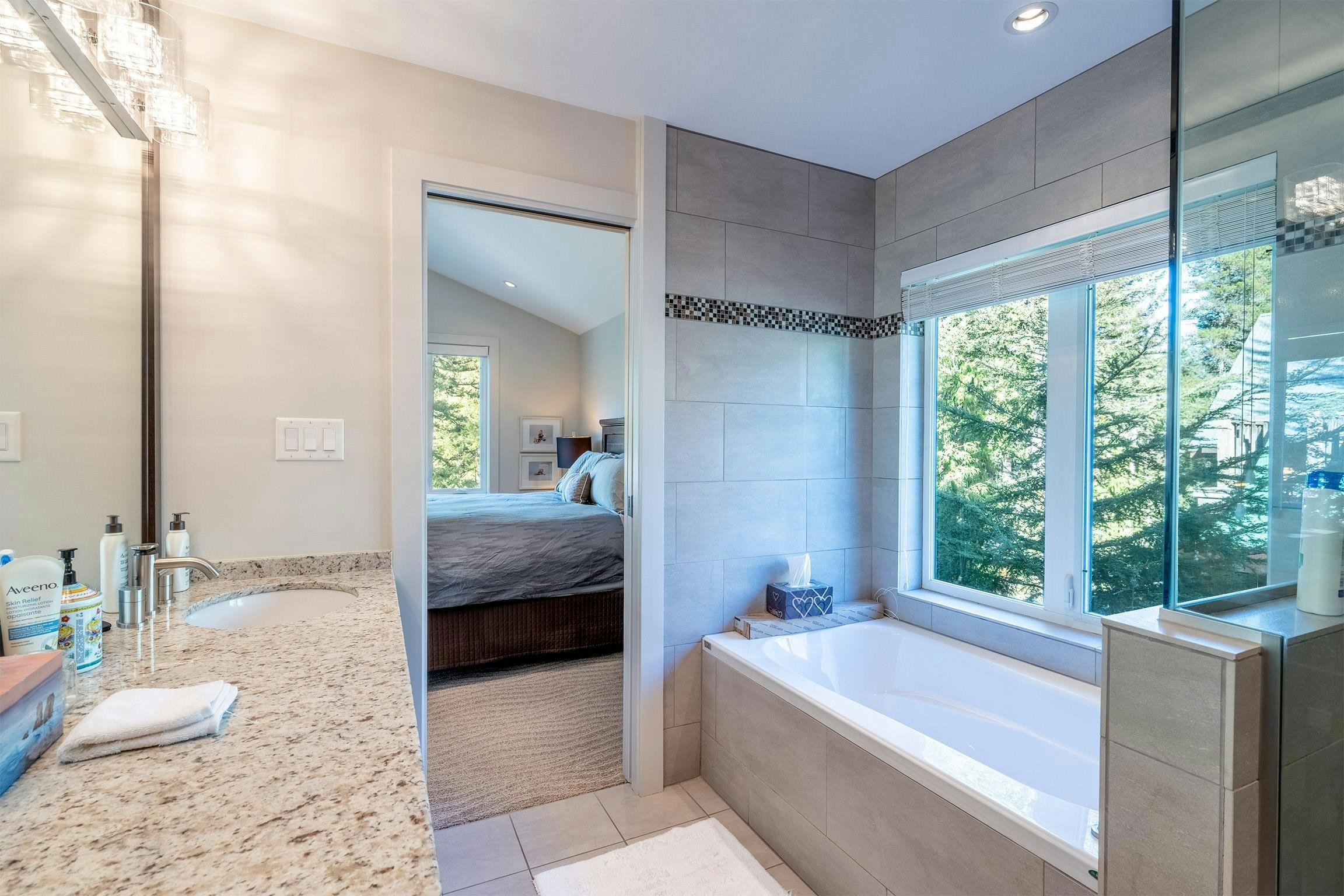 2817 Clifftop Lane, Whistler, BC, V8E 0A8 - 13