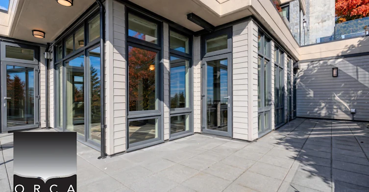2551 Highgrove Mews, West Vancouver, BC, V7S 0A4 - 2