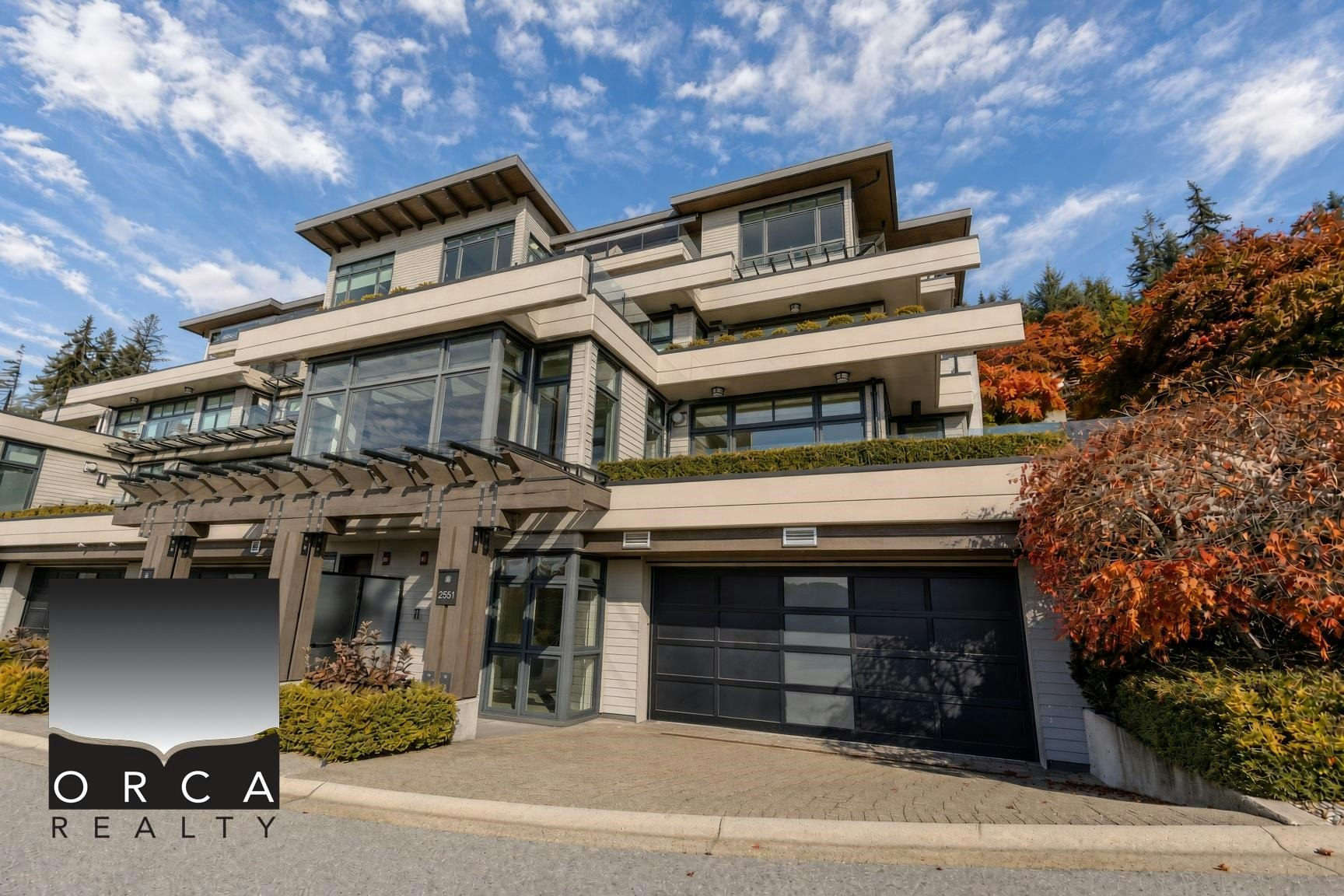 2551 Highgrove Mews, West Vancouver, BC, V7S 0A4