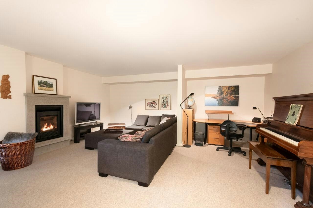 608 Magee Road, Bowen Island, BC, V0N 1G2 - 22