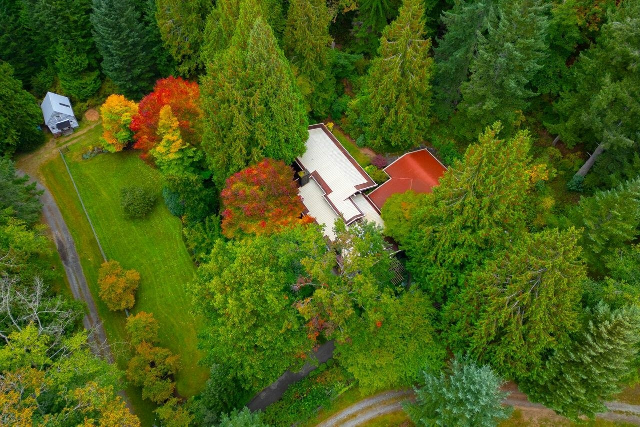 608 Magee Road, Bowen Island, BC, V0N 1G2 - 38