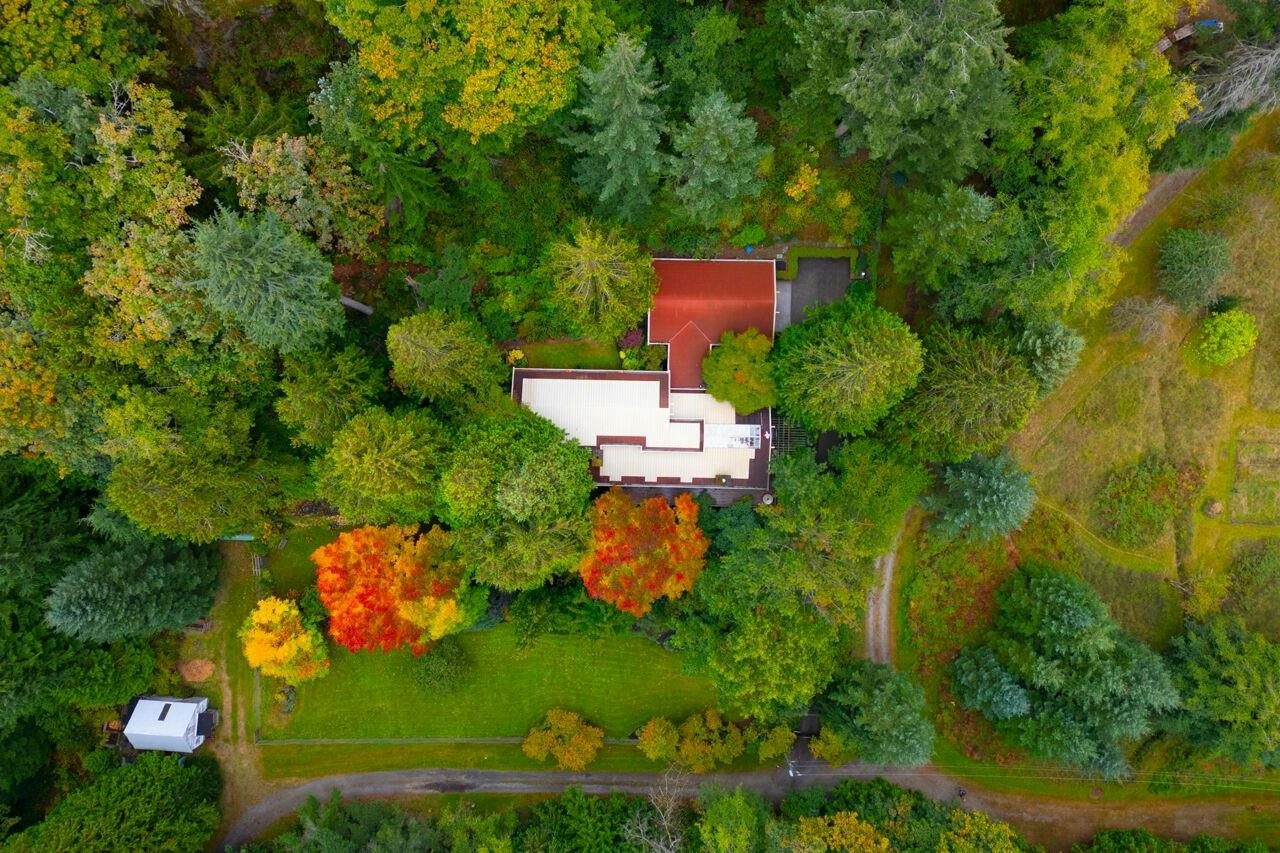 608 Magee Road, Bowen Island, BC, V0N 1G2 - 39