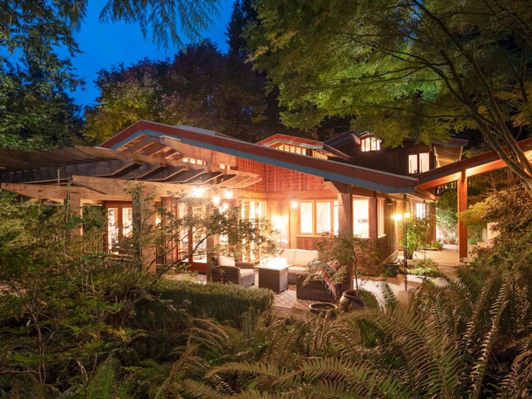 608 Magee Road, Bowen Island, BC, V0N 1G2 - 6