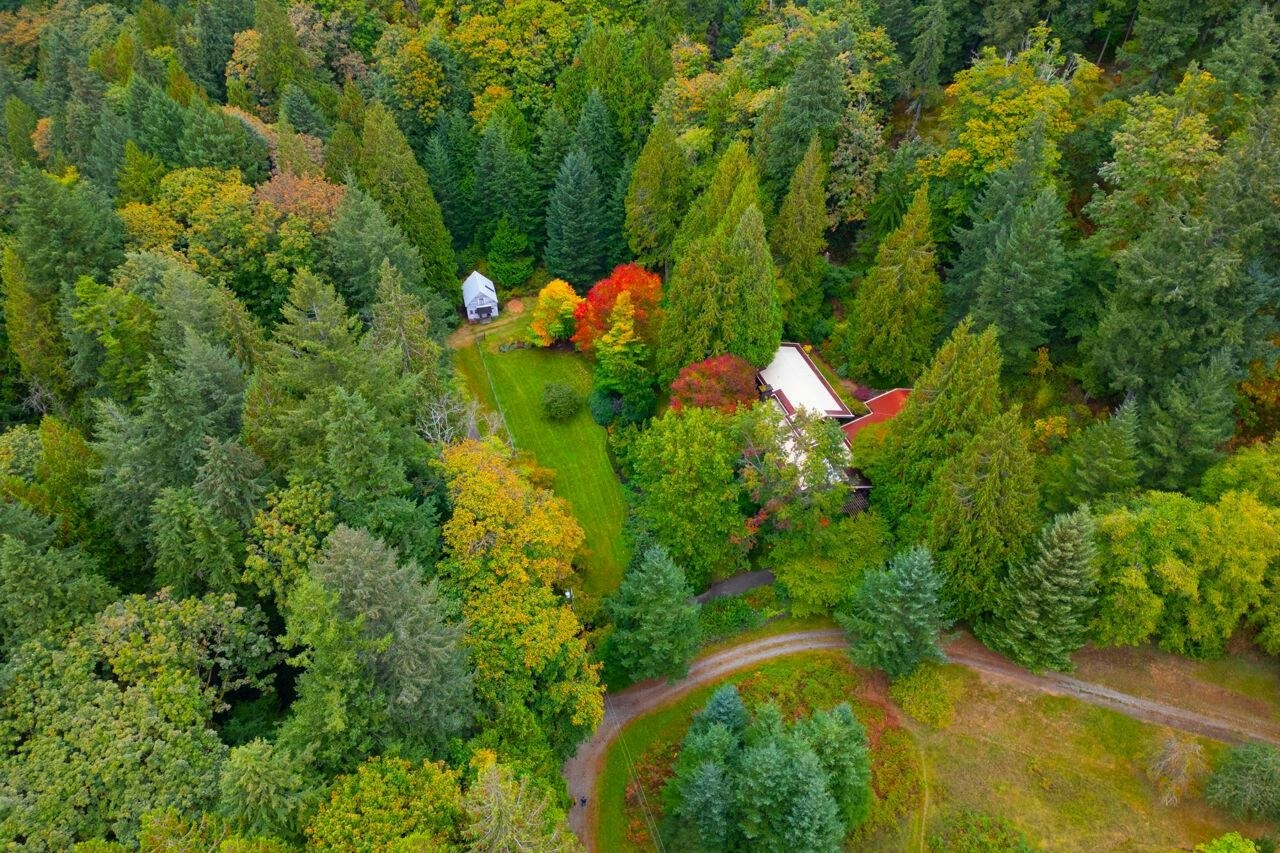608 Magee Road, Bowen Island, BC, V0N 1G2 - 37
