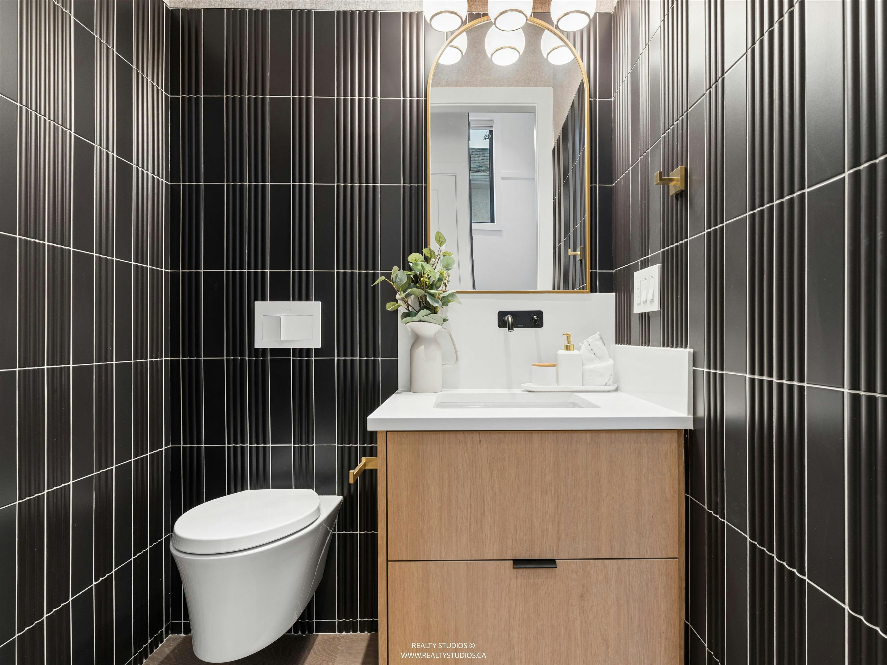 1-878 E 37th Avenue, Vancouver, BC, V5W 1G2 - 12