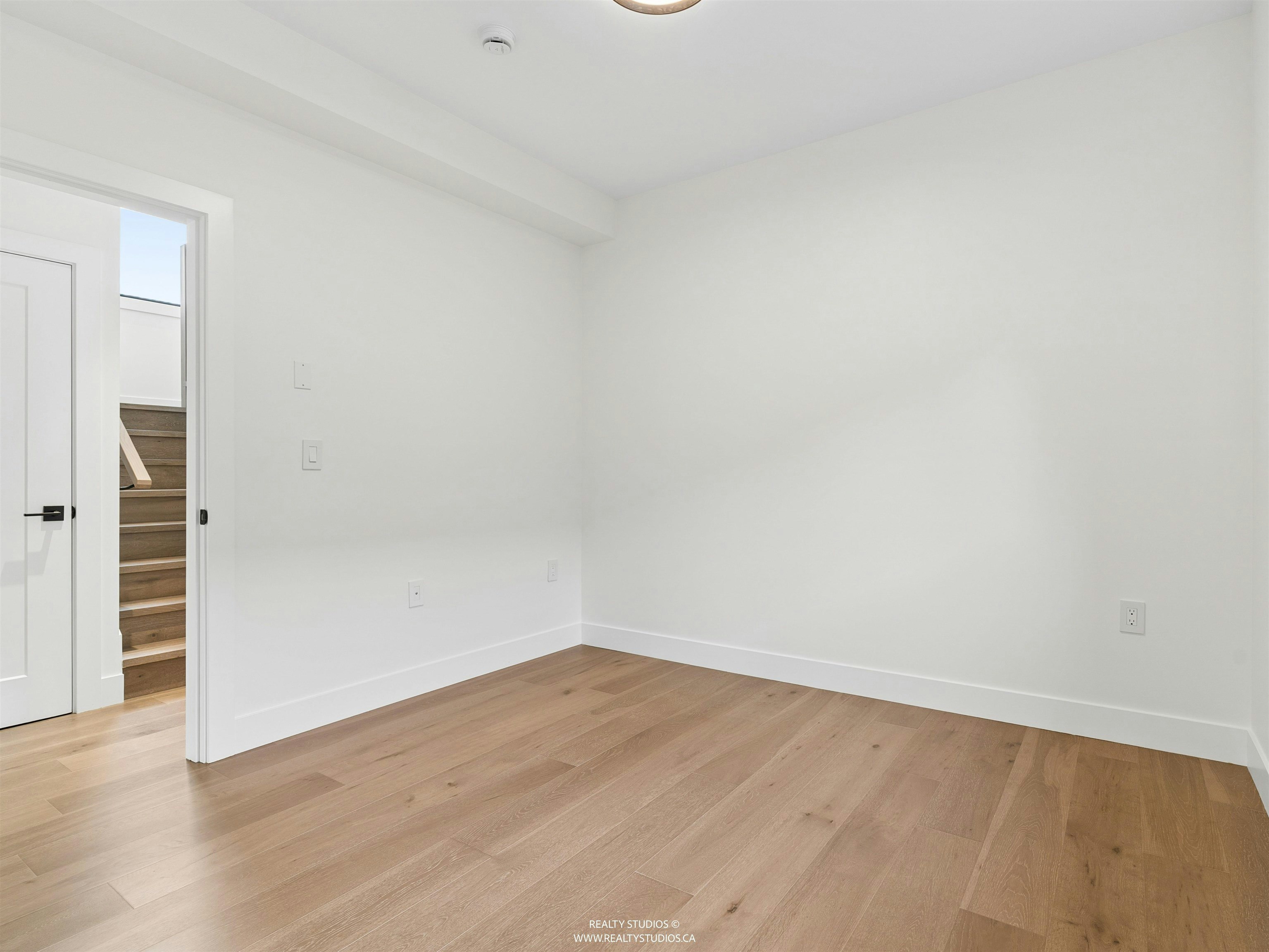 1-878 E 37th Avenue, Vancouver, BC, V5W 1G2 - 16