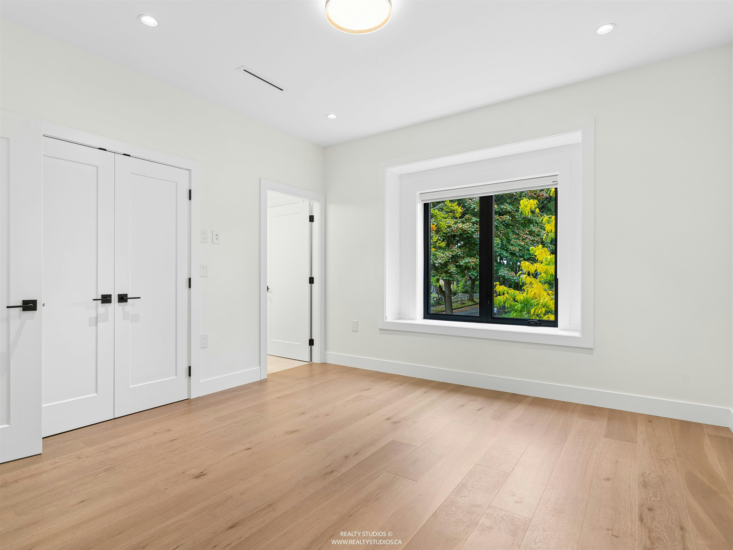 1-878 E 37th Avenue, Vancouver, BC, V5W 1G2 - 18