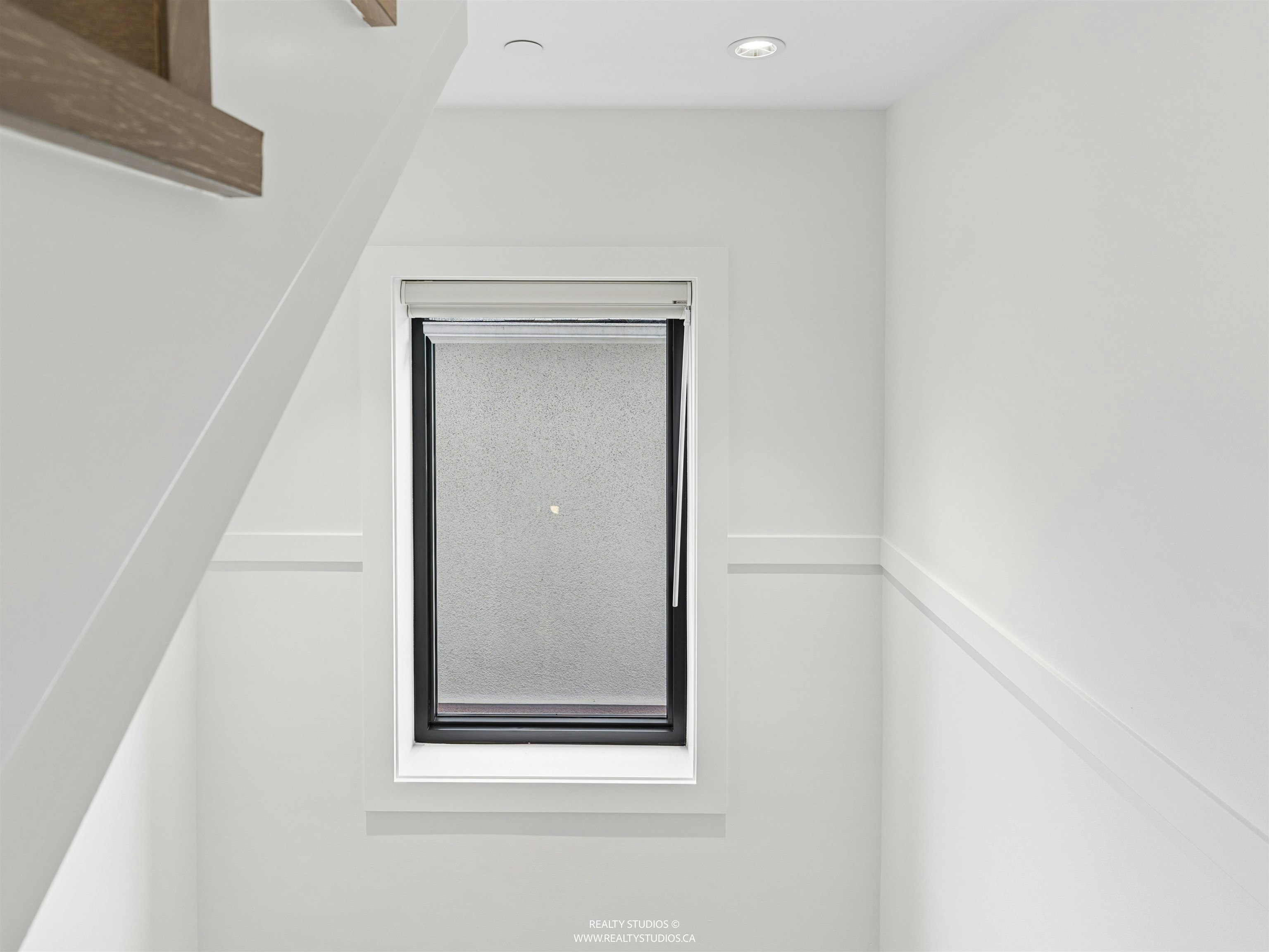 1-878 E 37th Avenue, Vancouver, BC, V5W 1G2 - 13