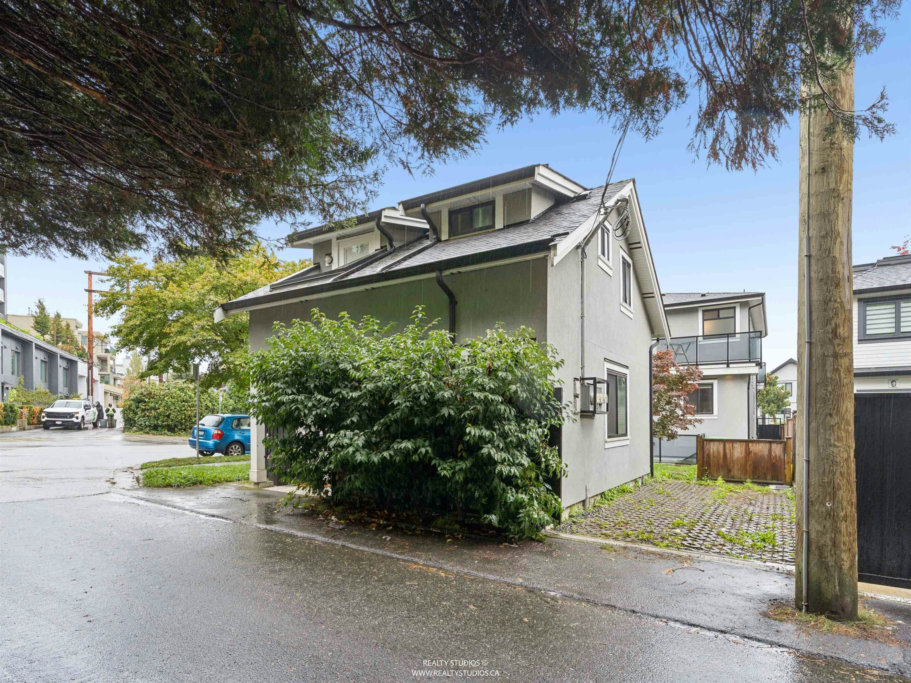 797 E 18th Avenue, Vancouver, BC, V5V 1G6 - 31