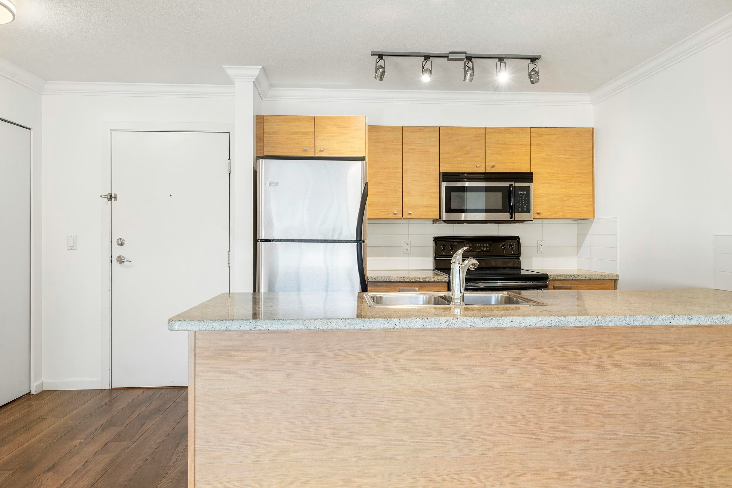 309-6815 188 Street, Surrey, BC, V4N 0Z8 - 30