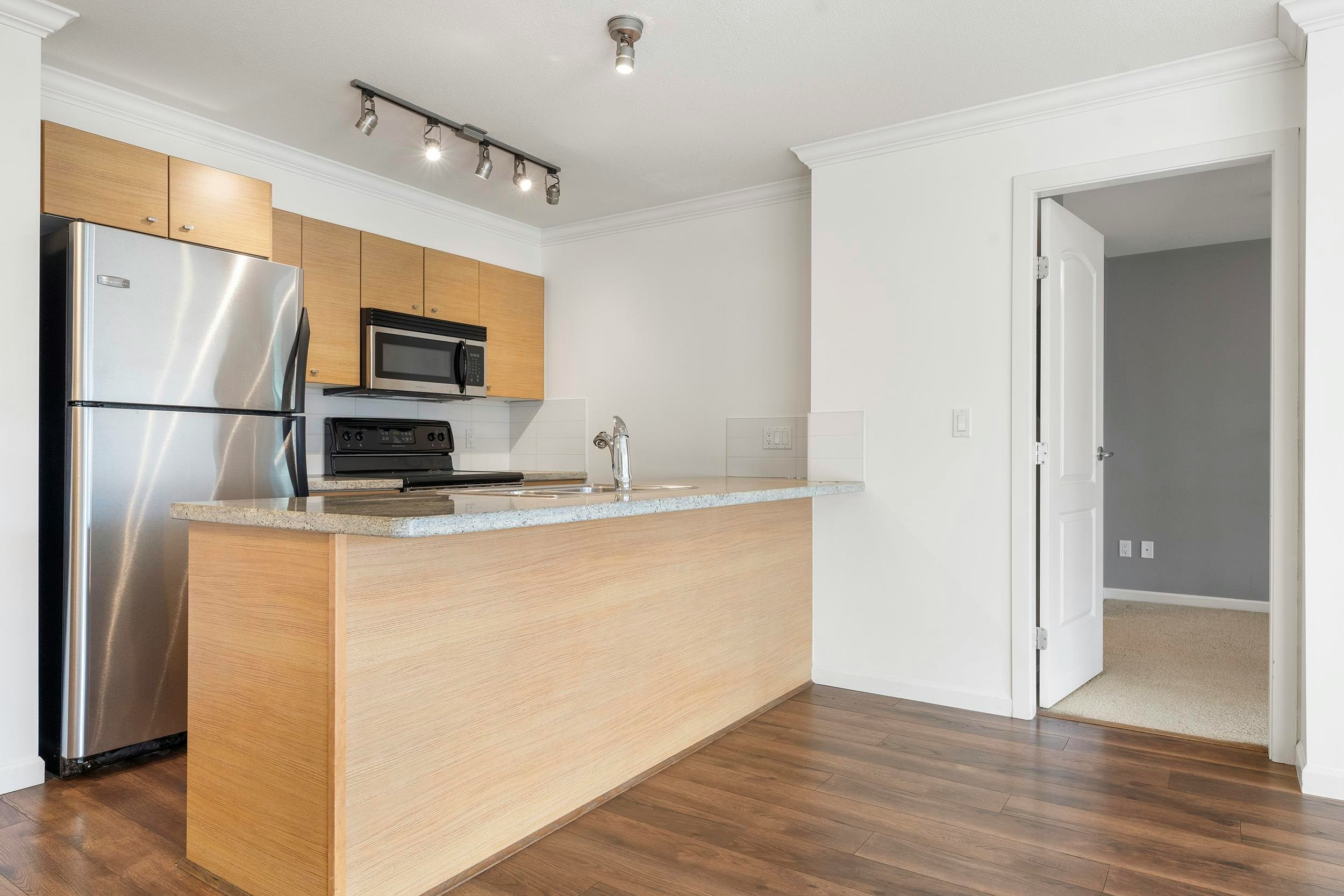 309-6815 188 Street, Surrey, BC, V4N 0Z8 - 10