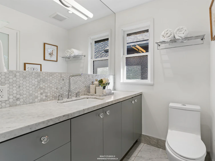 1204 E 14th Avenue, Vancouver, BC, V5T 2P3 - 21
