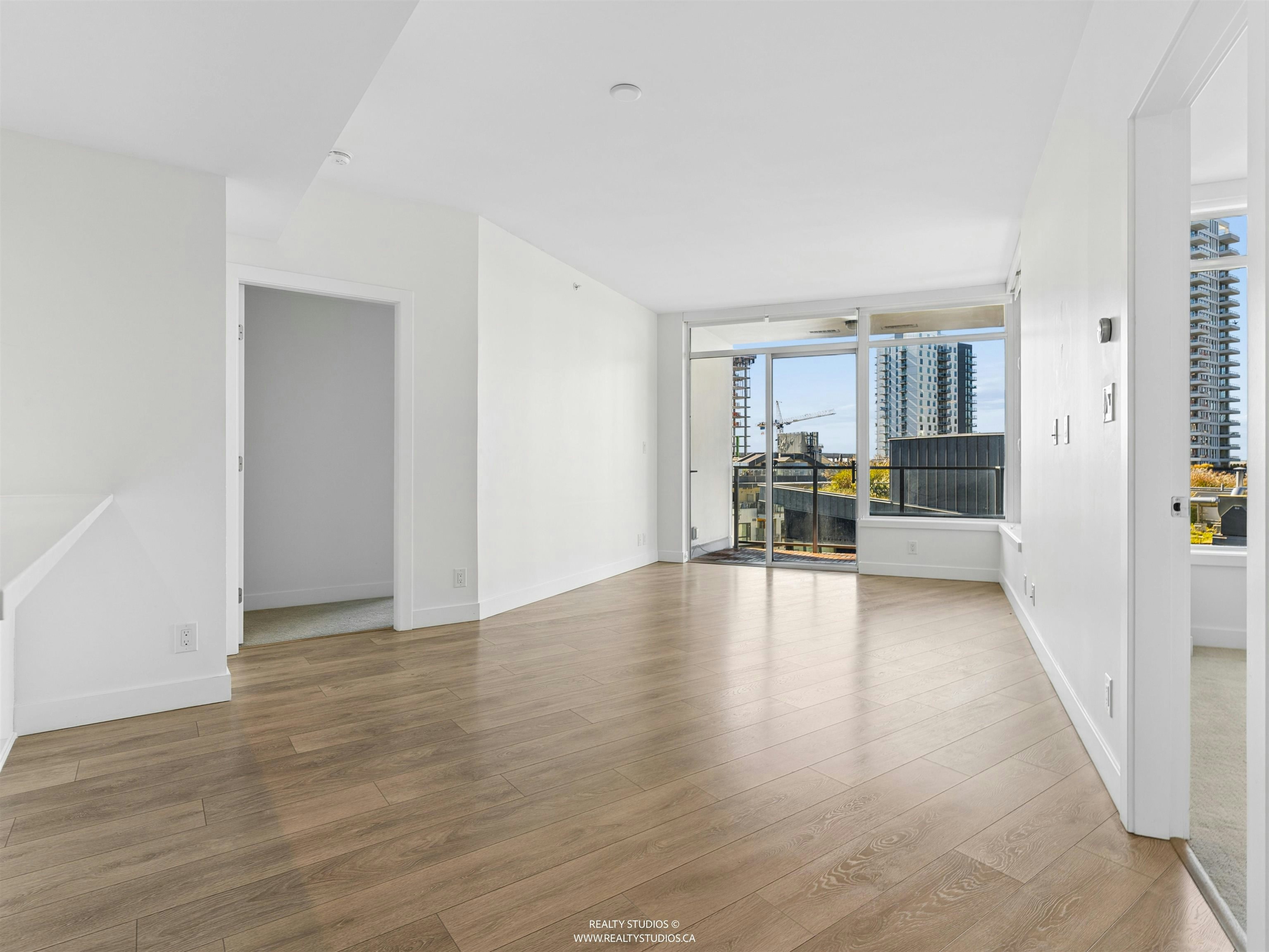 701-3557 Sawmill Crescent, Vancouver, BC, V5S 0E2 - 6