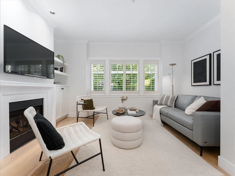 4448 W 8th Avenue, Vancouver, BC, V6R 2A2 - 2