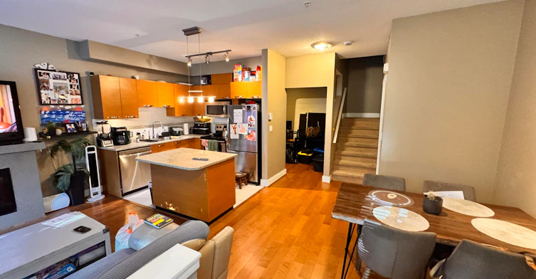 102-7488 Byrnepark Walk, Burnaby, BC, V3N 0G6 - 3