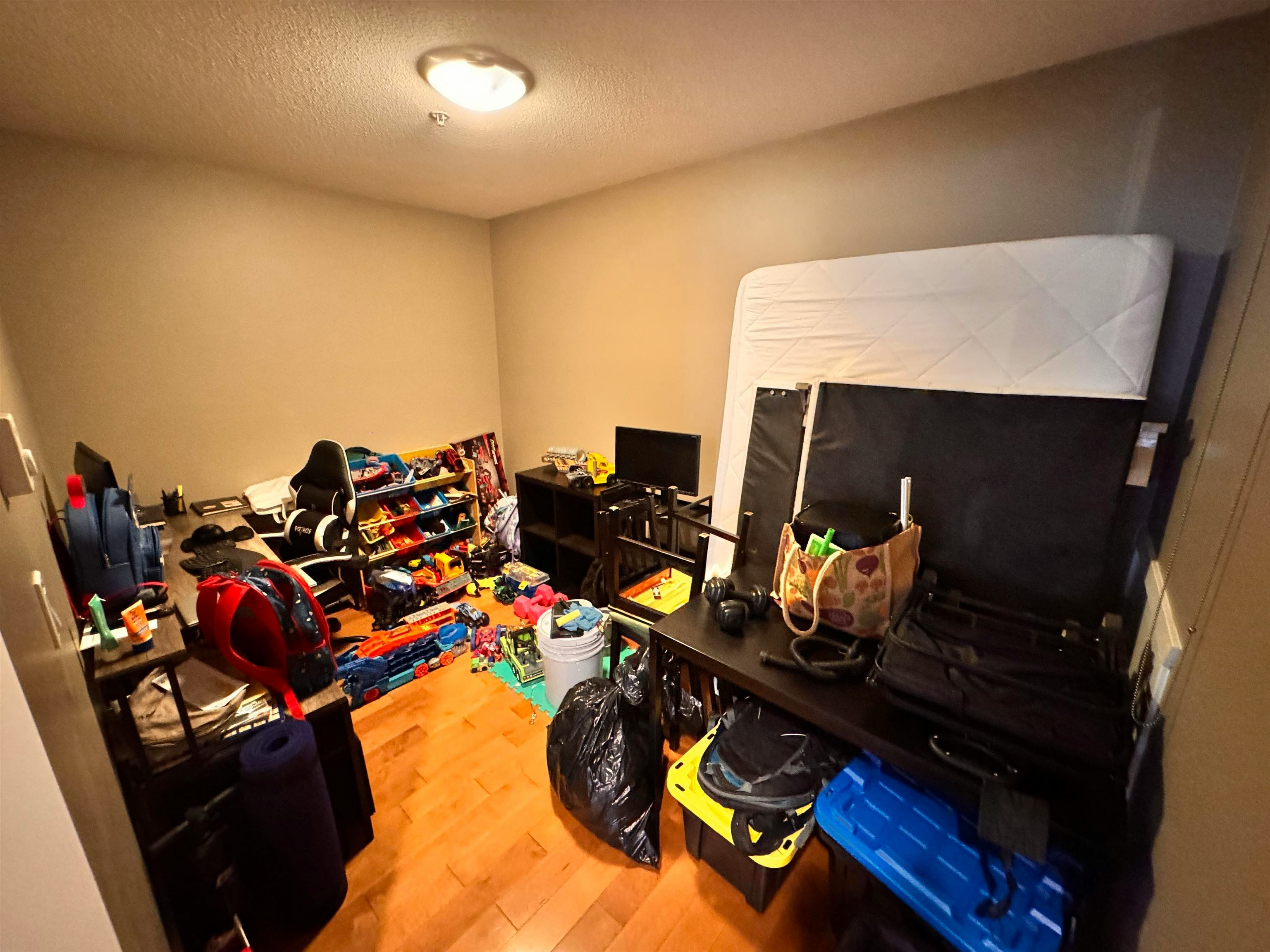 102-7488 Byrnepark Walk, Burnaby, BC, V3N 0G6 - 4
