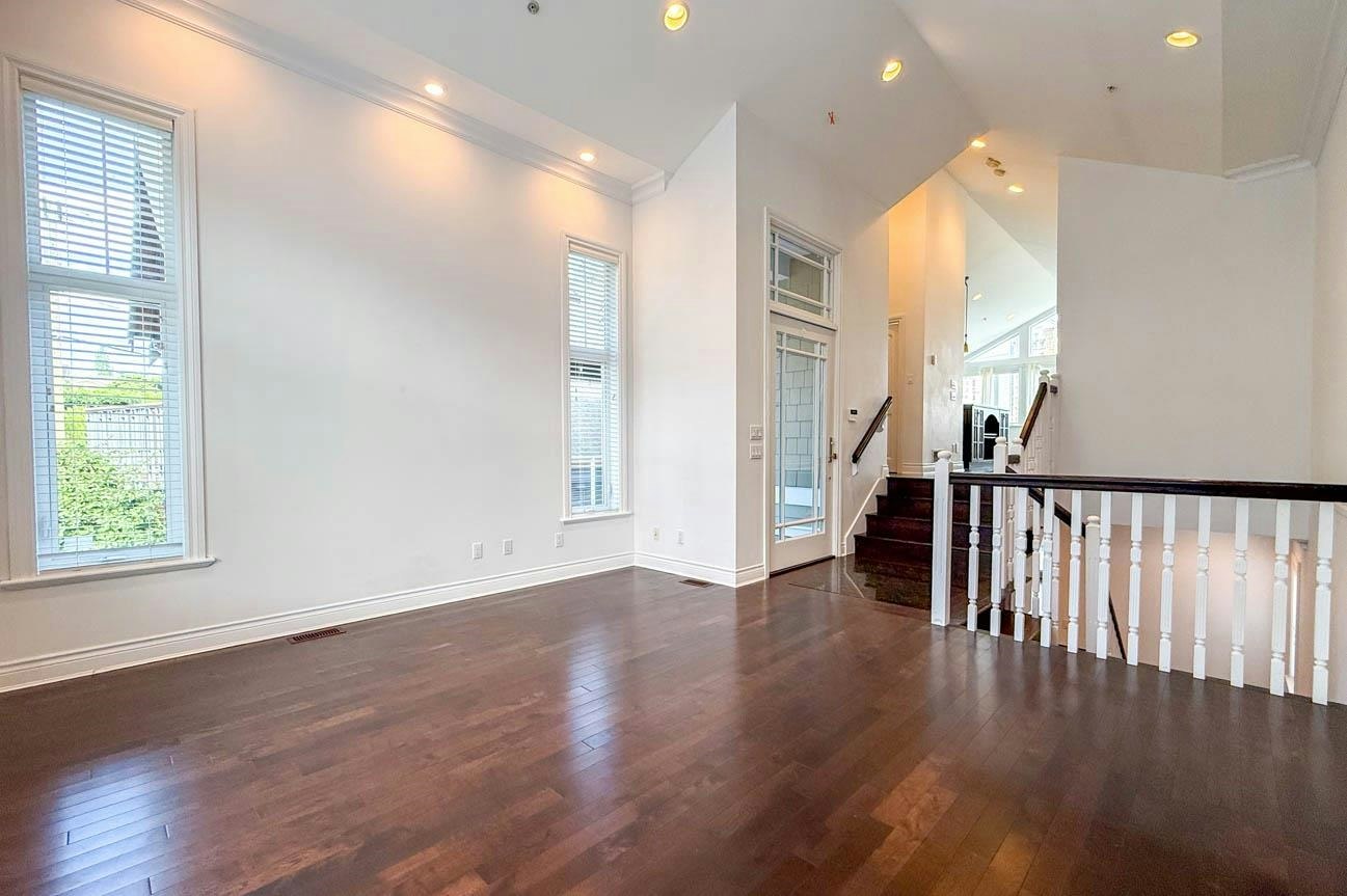 2307 Marine Drive, West Vancouver, BC, V7V 1K9 - 8