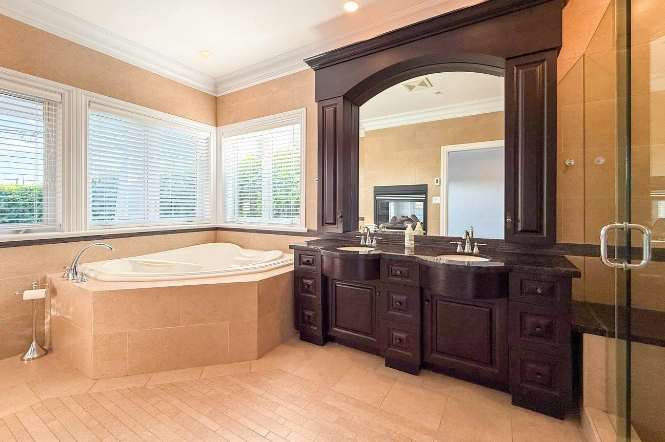 2307 Marine Drive, West Vancouver, BC, V7V 1K9 - 28