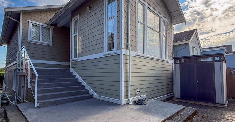 2307 Marine Drive, West Vancouver, BC, V7V 1K9 - 2