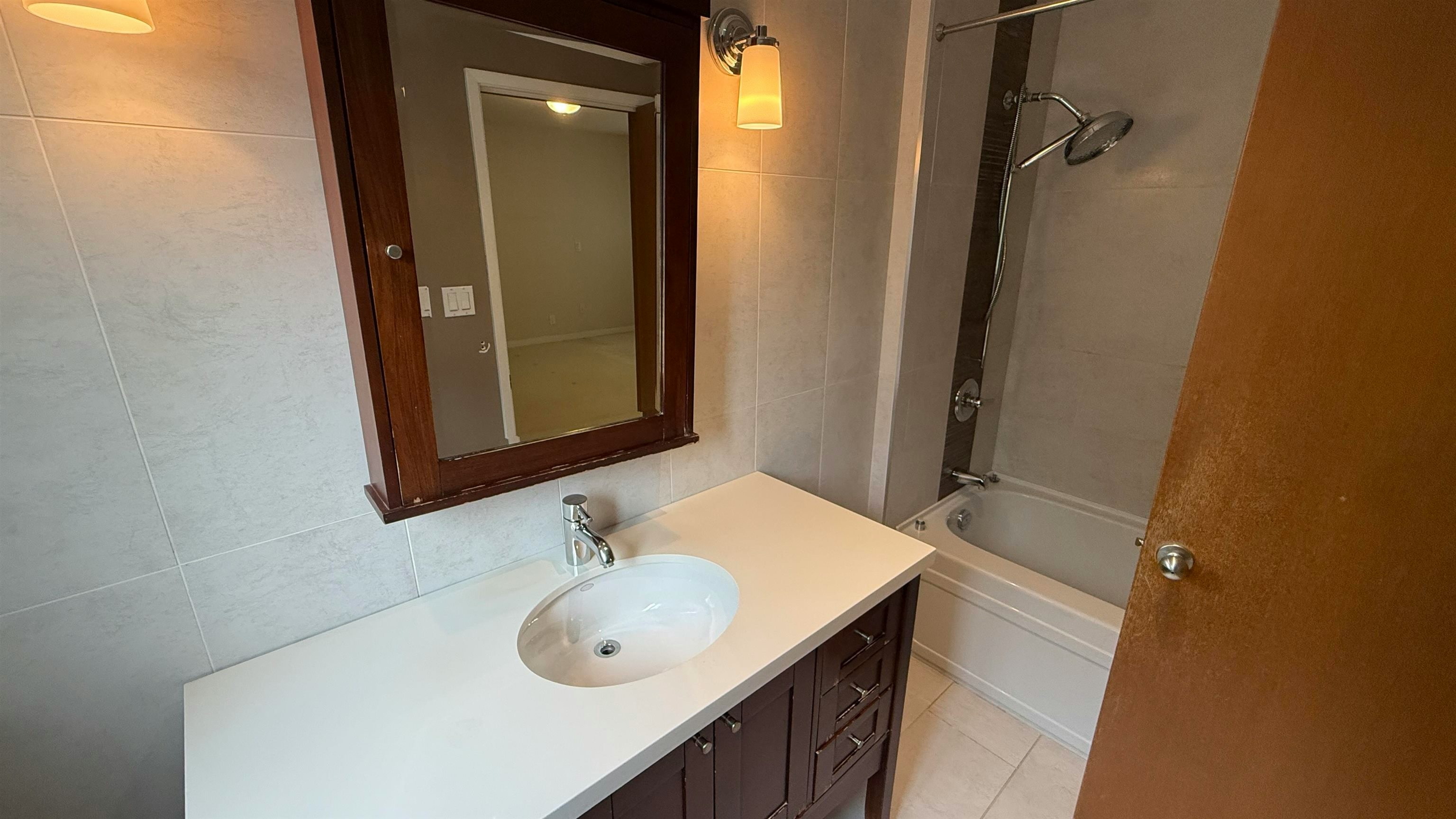 2244 W 32nd Avenue, Vancouver, BC, V6L 2B2 - 11