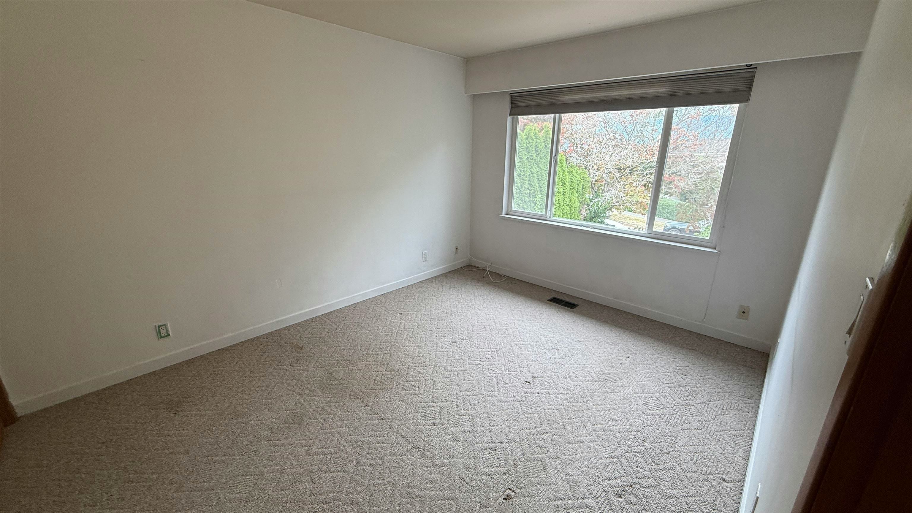 2244 W 32nd Avenue, Vancouver, BC, V6L 2B2 - 8