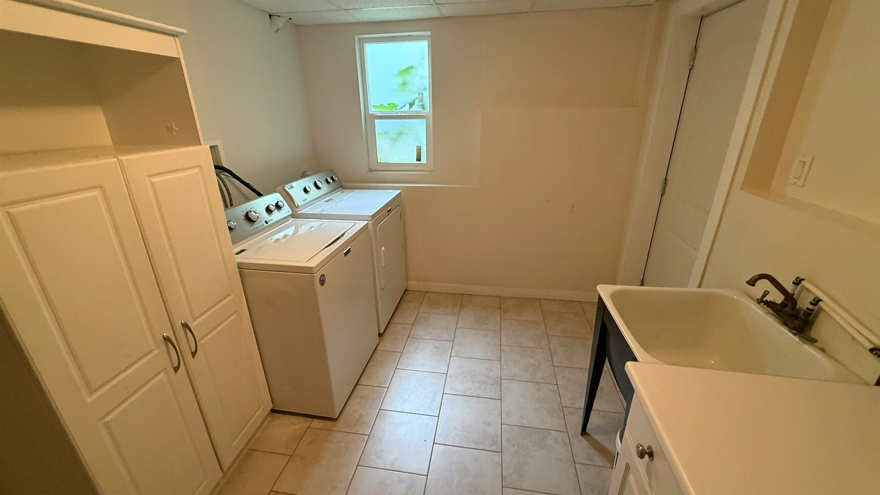 2244 W 32nd Avenue, Vancouver, BC, V6L 2B2 - 3