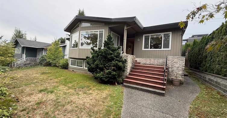 2244 W 32nd Avenue, Vancouver, BC, V6L 2B2 - 17