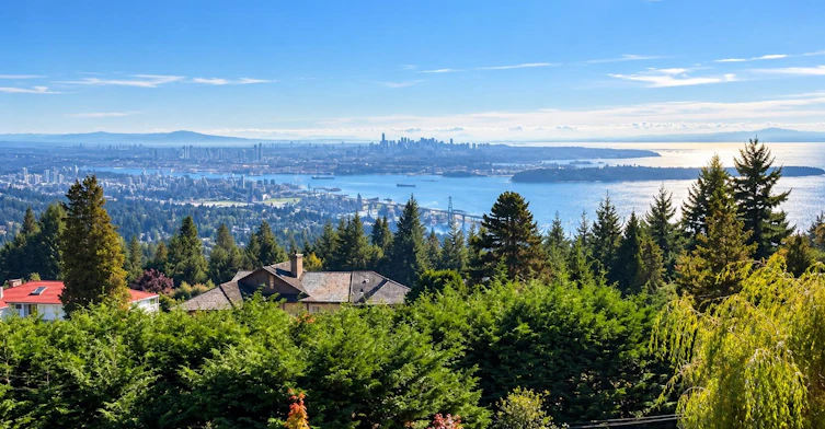 1098 Hillside Road, West Vancouver, BC, V7S 2E9
