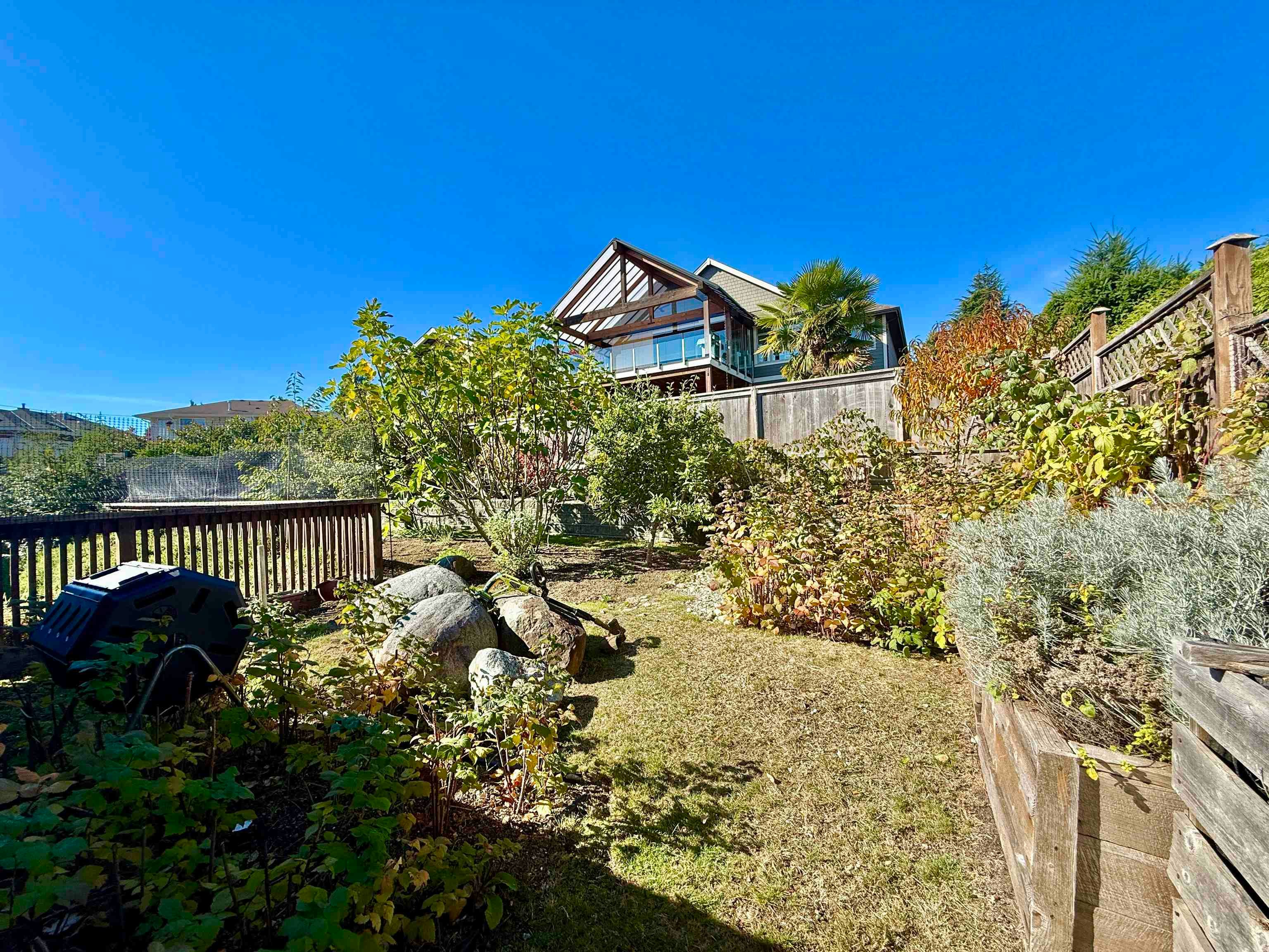 496 Spyglass Place, Gibsons, BC, V0N 1V9 - 25