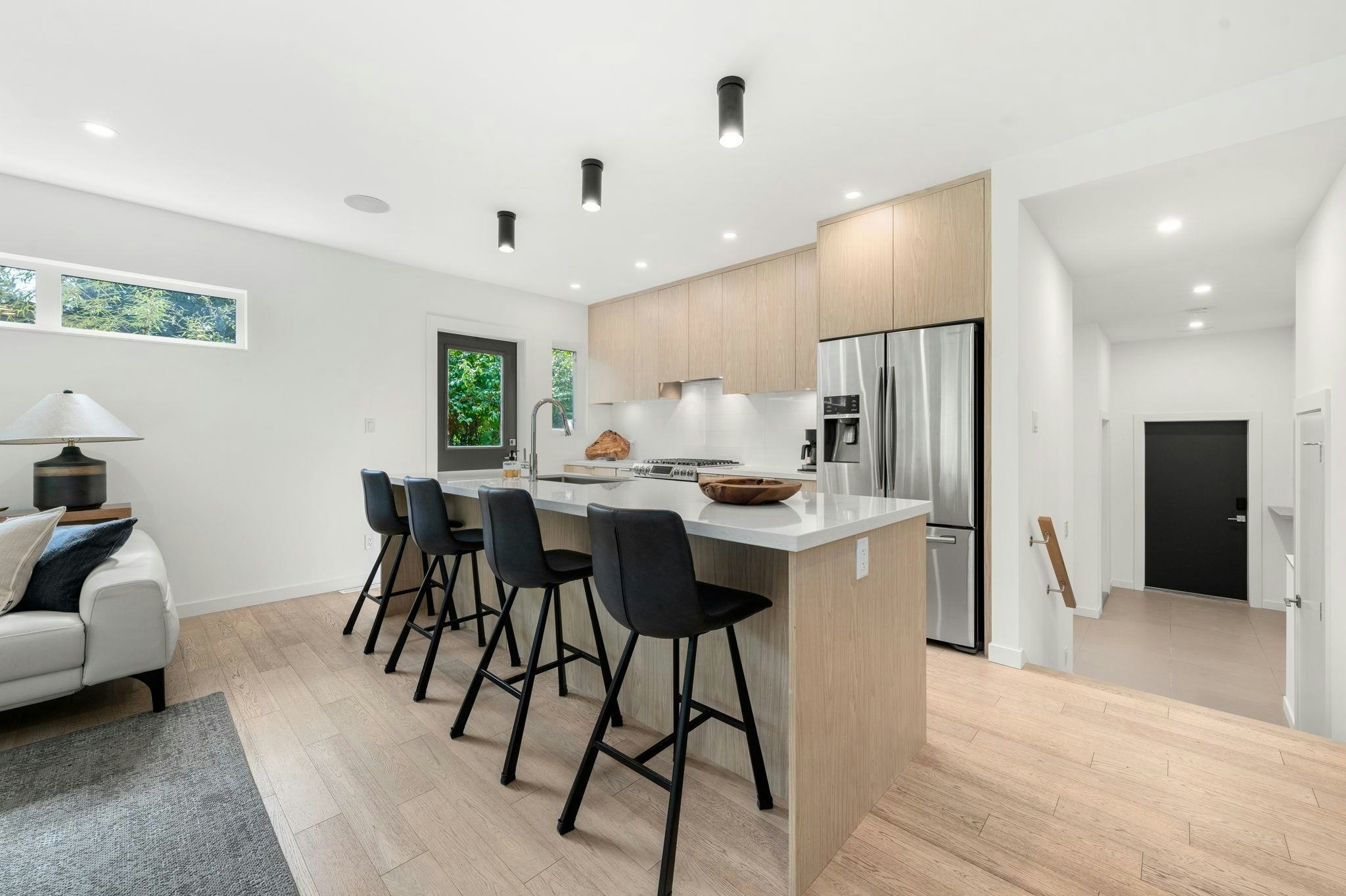 2025 Mackay Avenue, North Vancouver, BC, V7P 2M8 - 7
