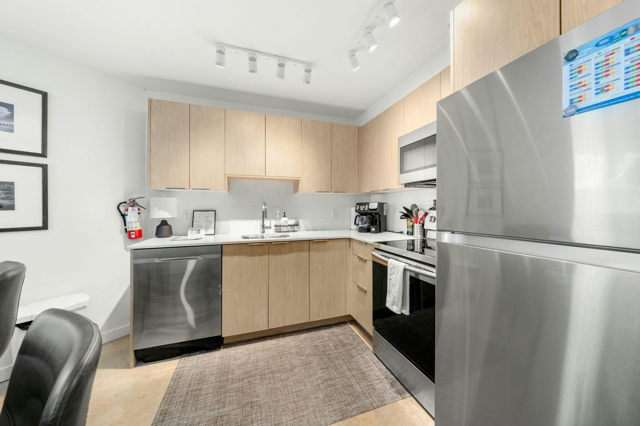 2025 Mackay Avenue, North Vancouver, BC, V7P 2M8 - 32