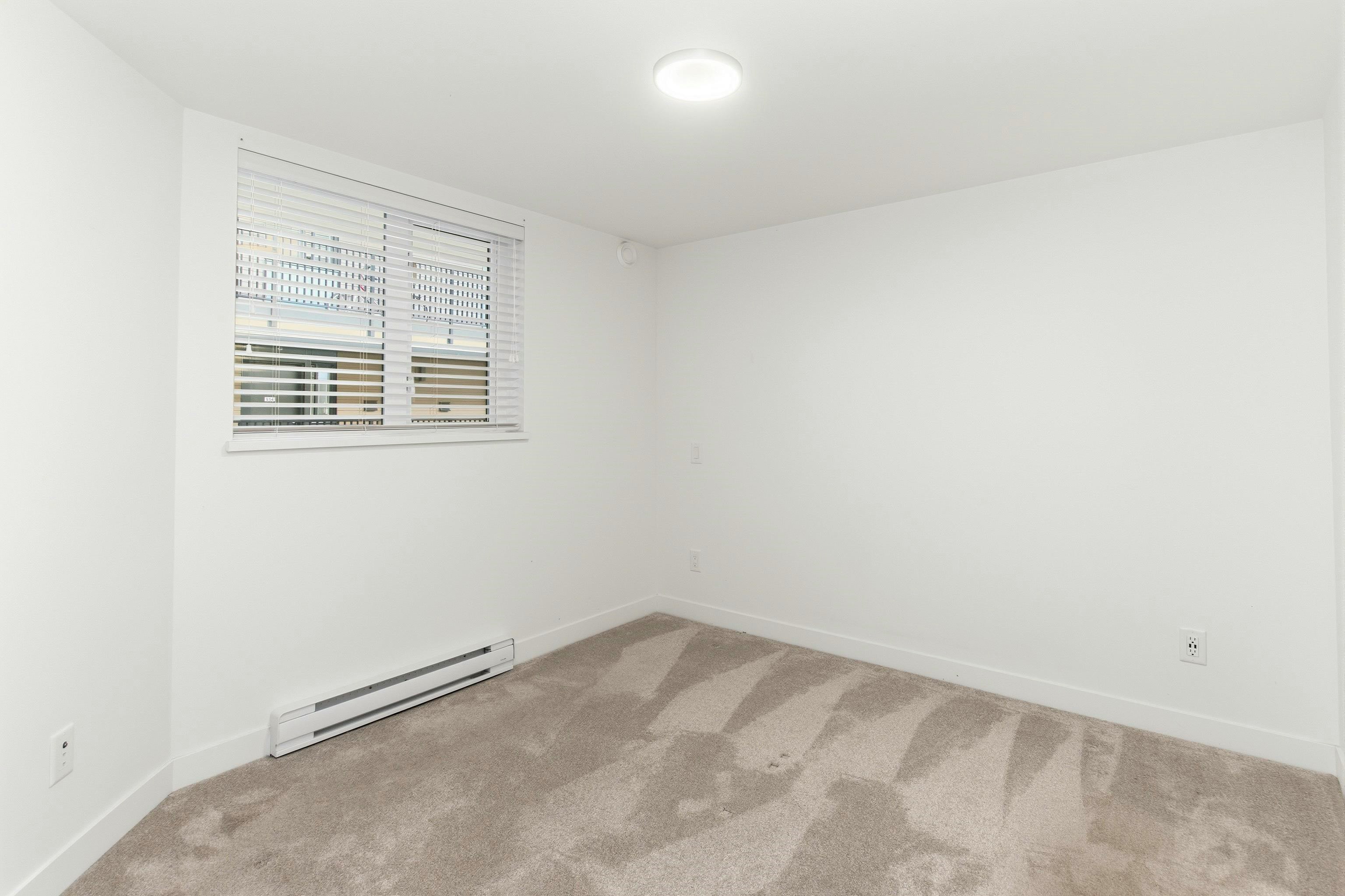509-1365 Pemberton Avenue - 5